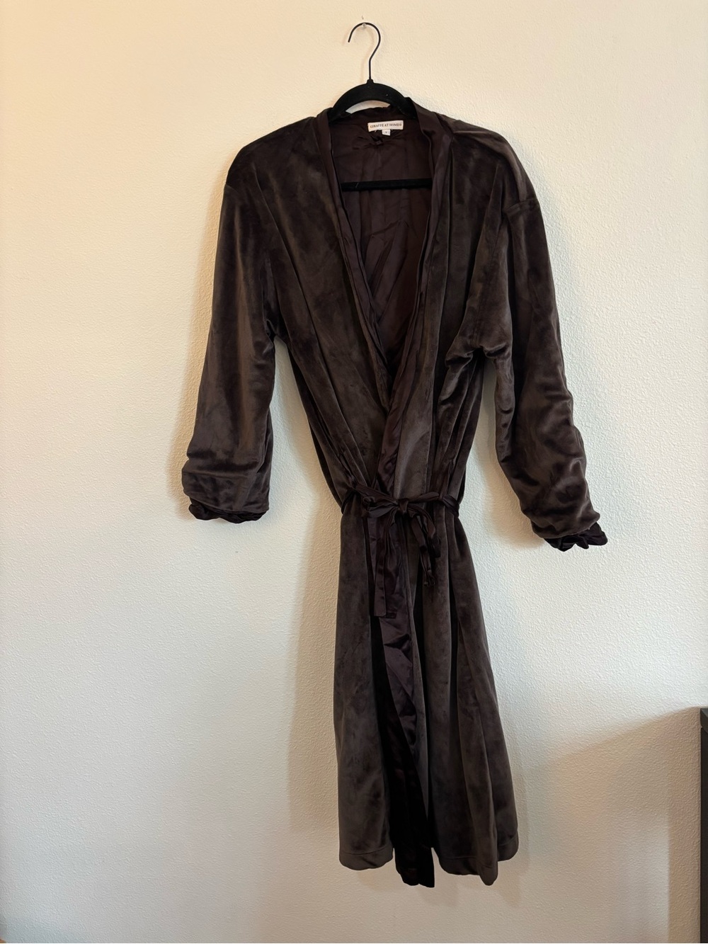Giraffe at Home brown velour long robe size 1 medium/large